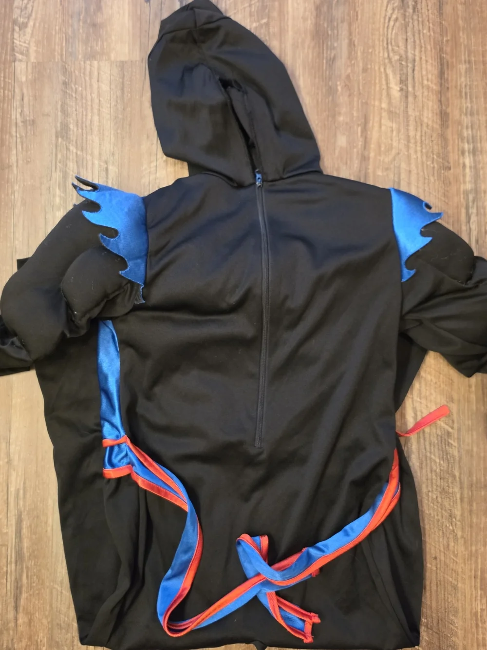 Kids Shadow Ninjas by Disguise Muscle Chest Hooded Ninja Costume – Size 7–8
